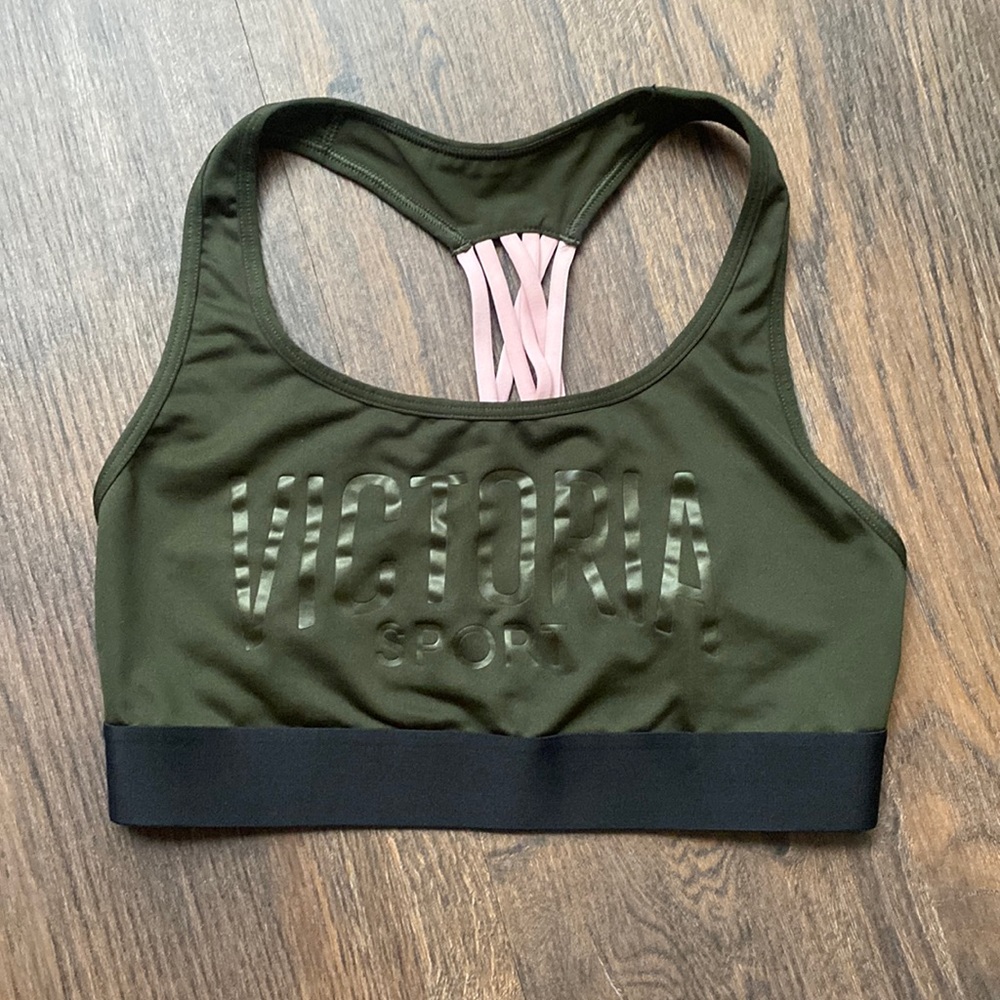 Victoria secret sports bra size S